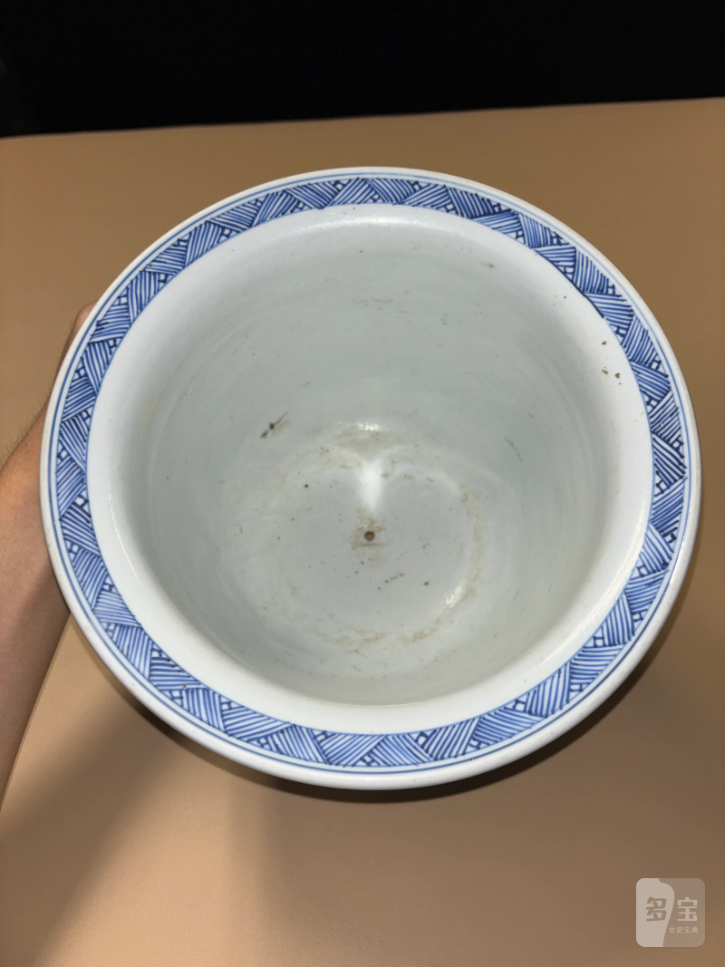 清康熙 青花山水人物纹花盆 - 图7